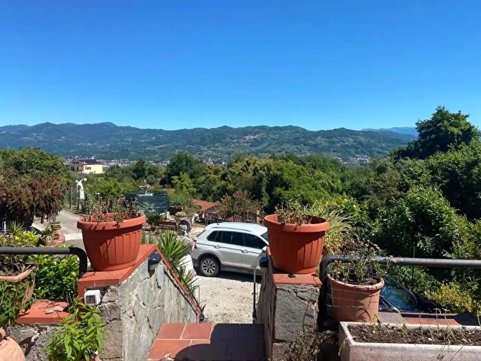 Casa con 5 locali in vendita in Via Corongiola, Vezzano Ligure
