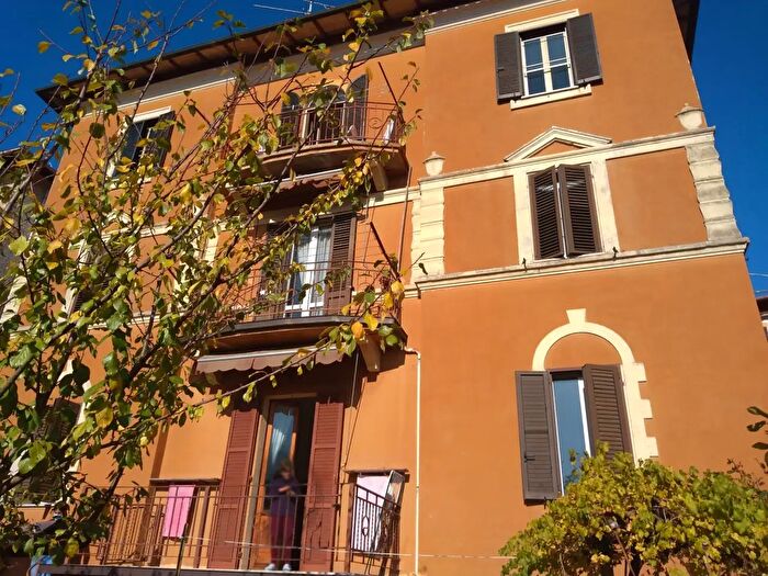 Appartamento con 5 locali in vendita in Perugia