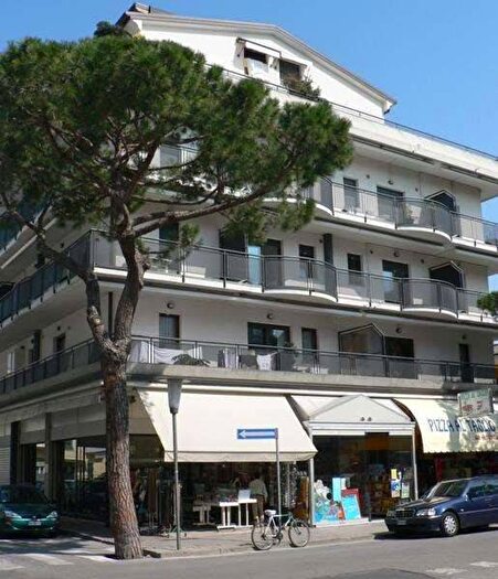Appartamento trilocale in affitto in Lido Centro Ovest, Jesolo
