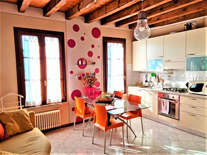 Appartamento bilocale in affitto in Via Giuseppe Zanardelli, Centro, Concesio