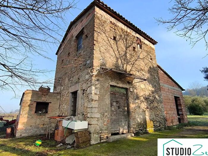 Casa bilocale in vendita in Attigliano