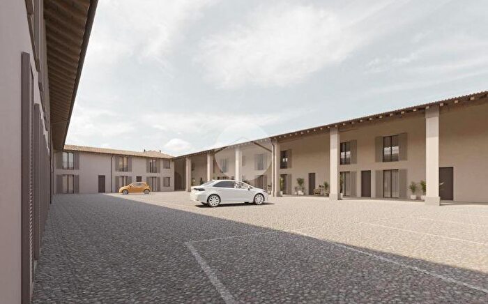 Appartamento quadrilocale in vendita in V XXIV Maggio, Castrezzato