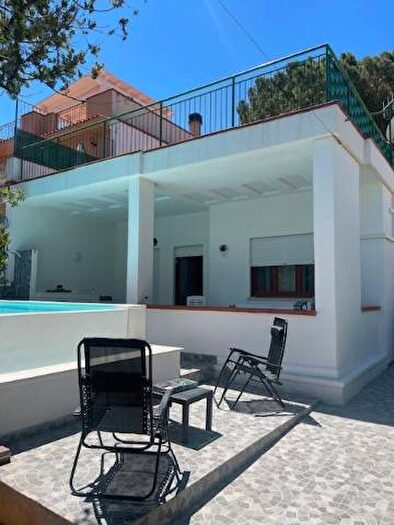 Casa quadrilocale in affitto in Via Armida, Mondello Valdesi, Palermo