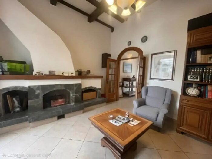 Casa quadrilocale in vendita in Viareggio