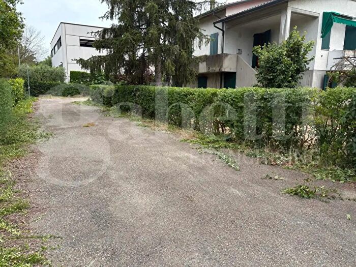 Appartamento con 5 locali in vendita in Solarolo