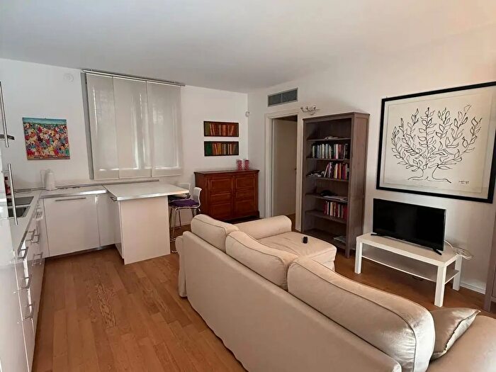 Appartamento trilocale in vendita in Via Giovanni Battista Bertini, Milano