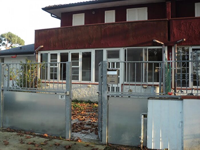 Casa trilocale in vendita in Viale Inghilterra, Comacchio