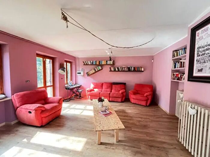 Casa con 6 locali in vendita in Regione Tetti Ravera, Sciolze