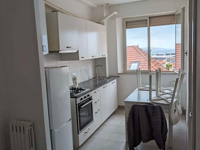 Appartamento trilocale in affitto in Lamaticci, Ancona