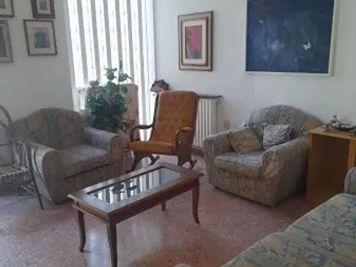 Appartamento con 5 locali in vendita in Cervia