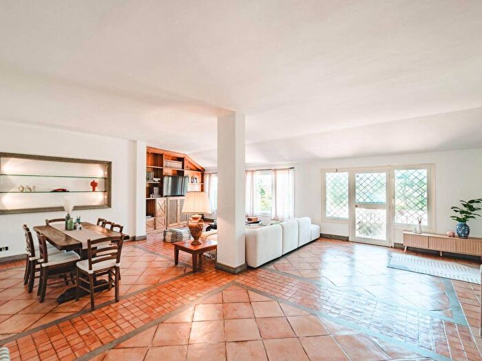 Casa con 6 locali in affitto in Via del Fosso di Fioranello, Fioranello, Roma