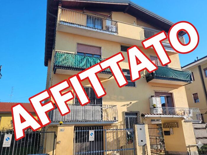 Appartamento trilocale in affitto in Via Monviso, Pregnana Milanese