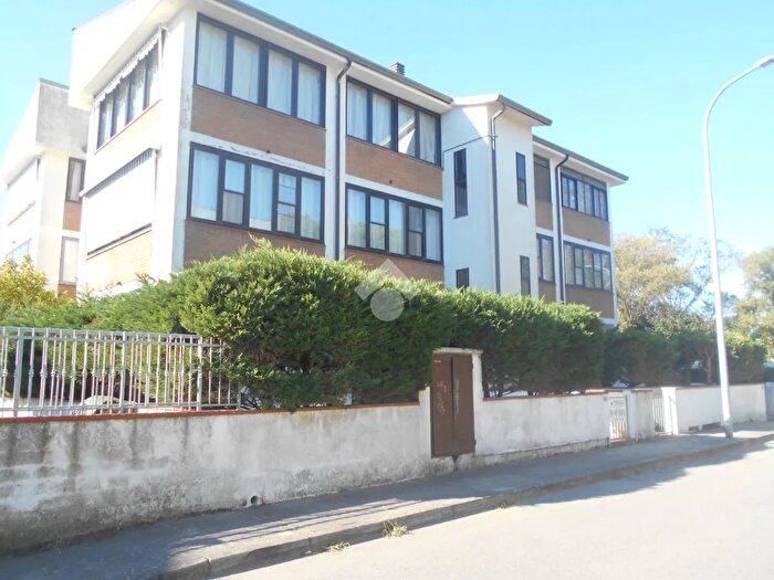 Appartamento trilocale in vendita in Via Tukory, Comacchio