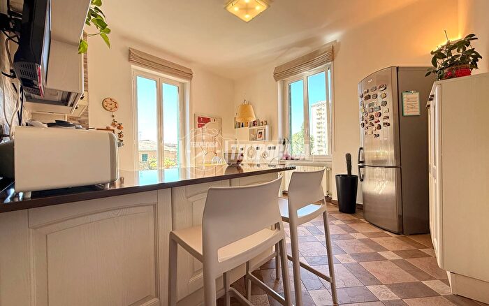 Appartamento con 5 locali in vendita in Corso Luigi Andrea Martinetti, Genova