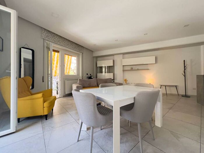 Appartamento bilocale in affitto in Via Michele di Lando, Bologna, Roma