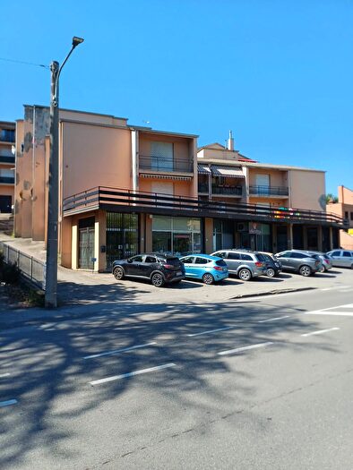 Appartamento con 6 locali in vendita in Medesano