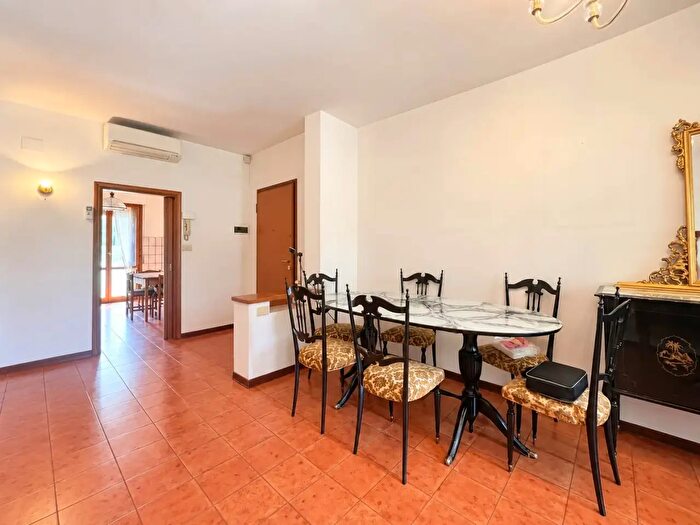 Appartamento quadrilocale in vendita in Via Allende, Scandicci