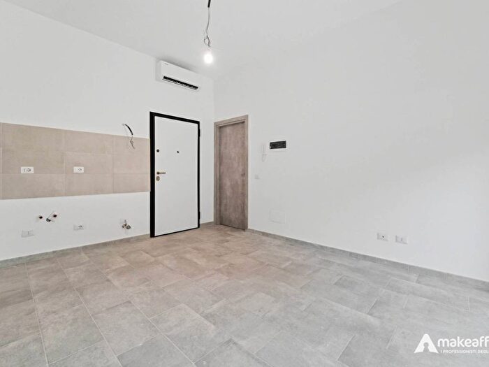 Appartamento bilocale in affitto in Via Iginio Rota, Semicentro, Vimercate