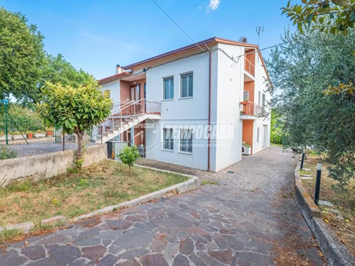 Appartamento trilocale in vendita in Strada Intercomunale San Silvestro, Senigallia