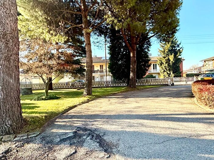 Appartamento trilocale in vendita in Viale Felice Bialetti, Mede