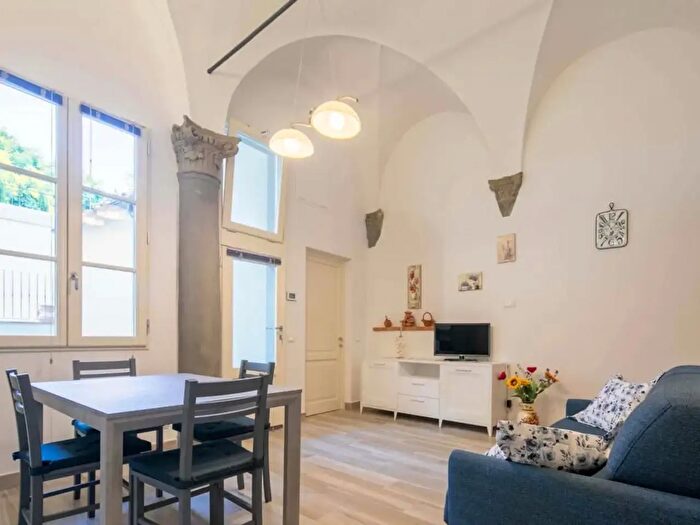 Appartamento monolocale in affitto in Via della Chiesa, Firenze