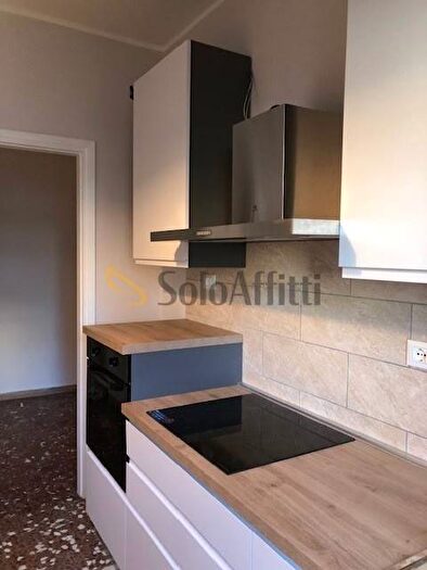 Appartamento trilocale in affitto in Via Eugenio Scomparini, San Luigi Rozzol, Trieste