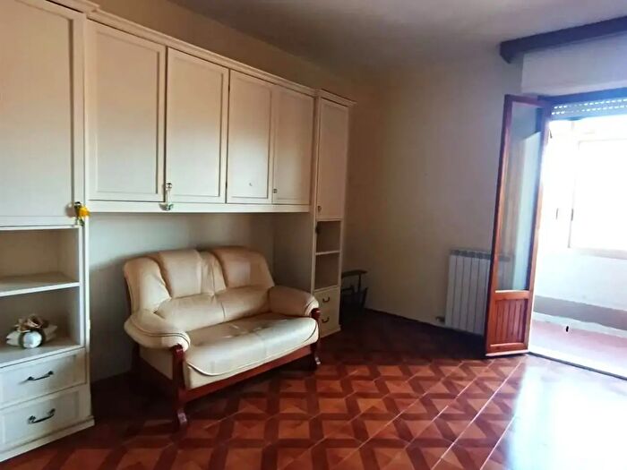 Appartamento trilocale in vendita in Poggibonsi