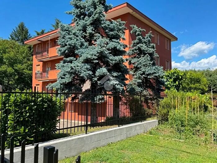 Appartamento quadrilocale in vendita in Via Lecco, Calco