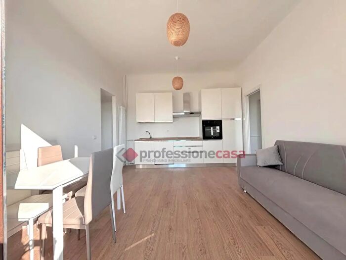 Appartamento trilocale in vendita in Neera, Milano
