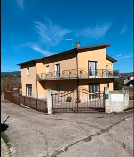 Casa con 5 locali in vendita in Contrada Civita, Teora
