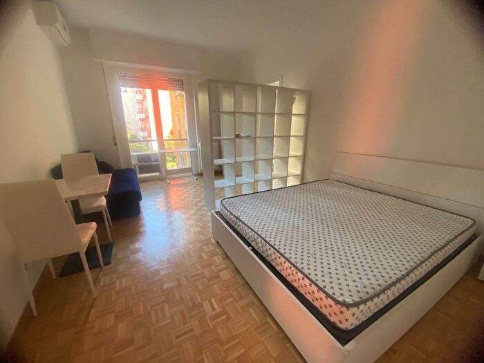 Appartamento bilocale in affitto in Via Andrea Maffei, Montenero, Milano