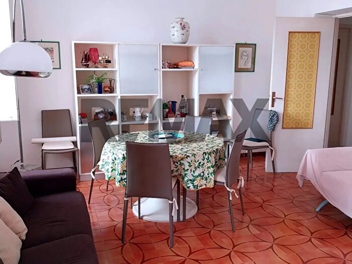 Casa con 5 locali in affitto in Viale Kennedy, Casteldaccia