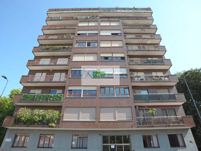 Appartamento bilocale in affitto in Piazza Po, Dezza, Milano