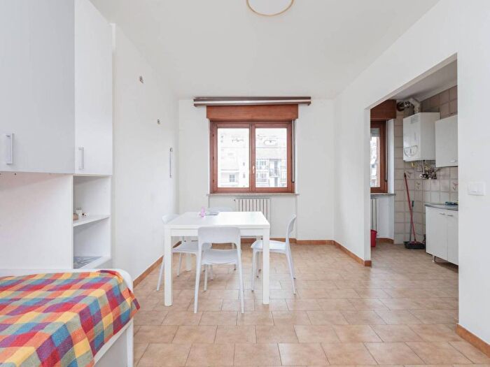 Appartamento monolocale in affitto in Via Cogne, Rebaudengo, Torino