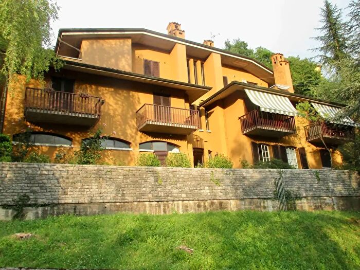 Appartamento trilocale in vendita in Berbenno
