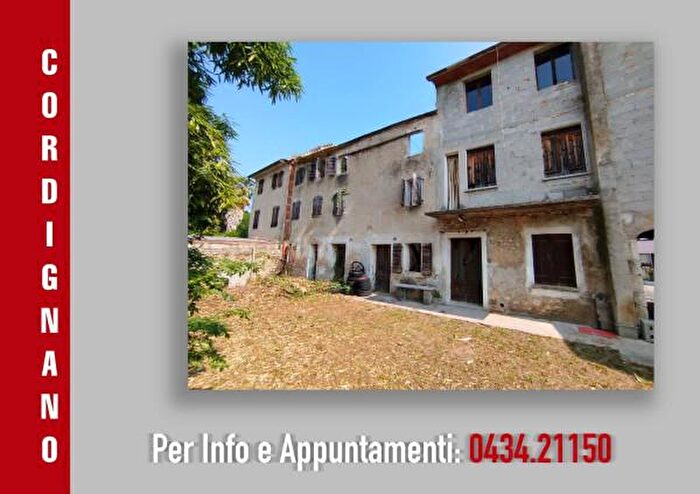 Casa in vendita in Piazza Novembre, Cordignano