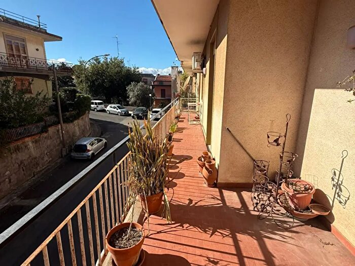 Appartamento con 5 locali in vendita in Via dei Villini, Valverde