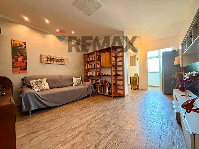 Appartamento monolocale in vendita in Via Pescaglia, Roma