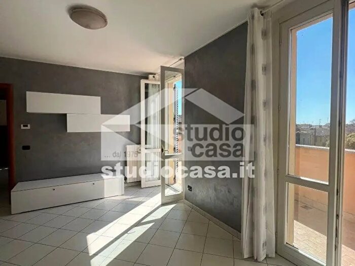 Appartamento trilocale in vendita in Piazza Gino E Mariuccia Locatelli, Torrevecchia Pia