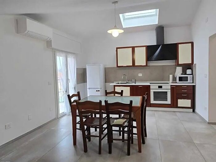 Appartamento trilocale in vendita in BellariaIgea Marina