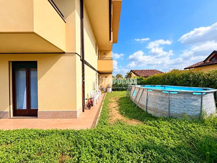 Appartamento trilocale in vendita in Via Resegone, Parabiago