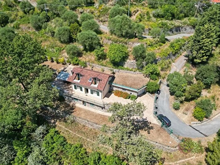 Casa in vendita in Strada Consorzile Simone Salada, Alassio