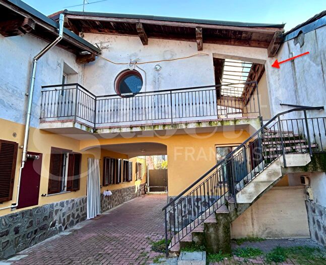 Appartamento quadrilocale in vendita in Perotti, Tromello