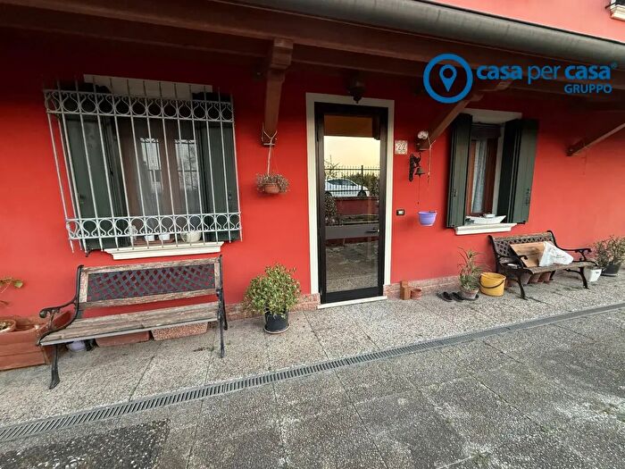 Casa quadrilocale in affitto in Località Artessura, Adria