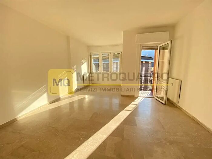 Appartamento trilocale in vendita in Via Carlo Porta, Lecco