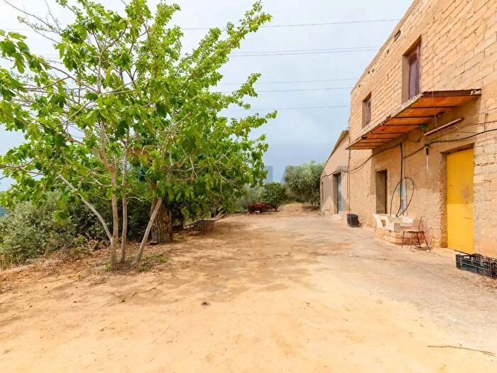 Casa con 5 locali in vendita in Sp Bongiovanni Cda Vaccarizzo Snc, Caltagirone