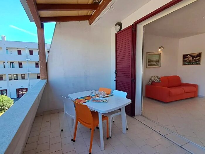 Appartamento trilocale in vendita in Via del Guercino, Comacchio