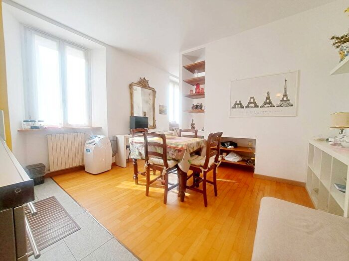 Appartamento bilocale in affitto in Via Paolo Frisi, Porta Venezia, Milano