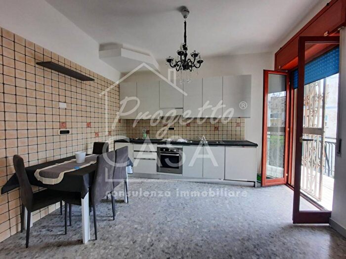 Appartamento quadrilocale in affitto in Via Filippo Turati, San Giorgio a Cremano
