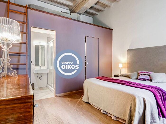 Appartamento trilocale in affitto in Via dei Coronari, Piazza Navona, Roma